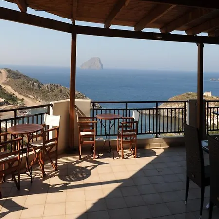 Porto Delfino 3* Kýthira