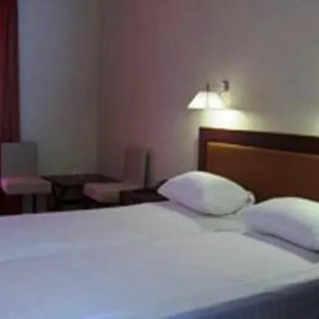 Porto Delfino 3*